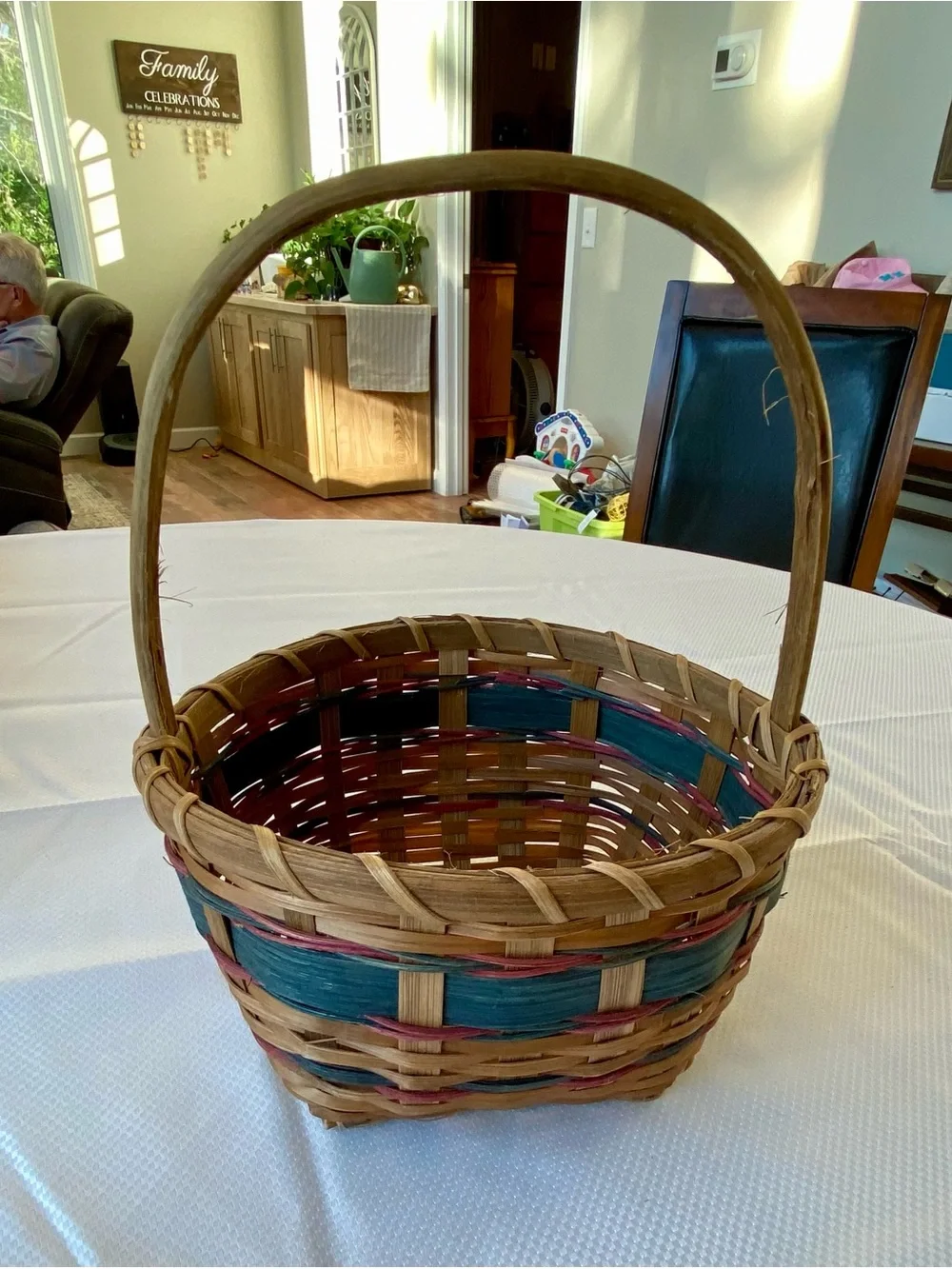 N/A small woven
